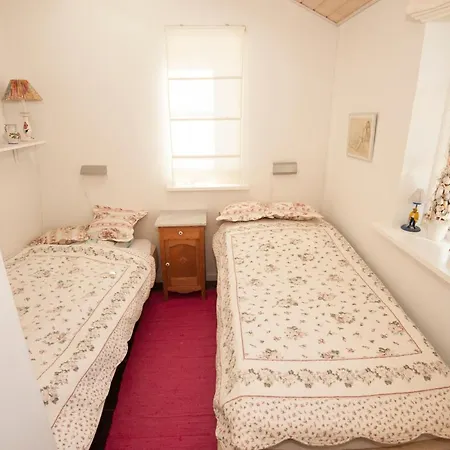 Mage 66 Holiday House * Mesinge